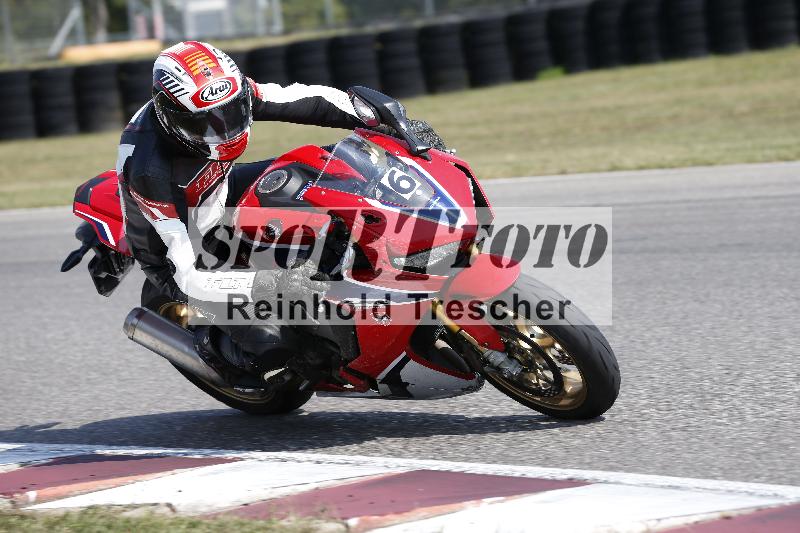 /49 26.08.2025 Cornu Master School ADR/gruen-vert/6
